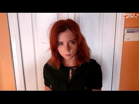❤️ Penjaga Keamanan Menghukum Wanita Cantik karena Mengutil - Cum Di Mulut Video porno di id.shufflesex-com.ru