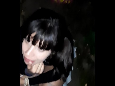 ❤️ Di jalan penis bengkak dengan imbalan permen Video porno di id.shufflesex-com.ru