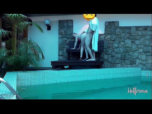 ❤️ Bos mengundang pelayan ke kolam renang, tetapi tidak bisa menahan panas Video porno di id.shufflesex-com.ru